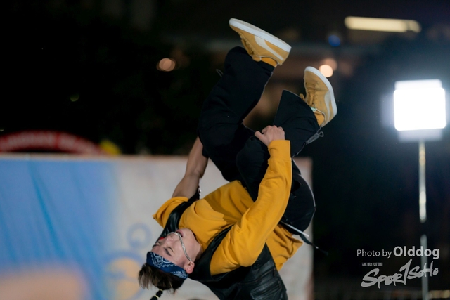 MassDance854