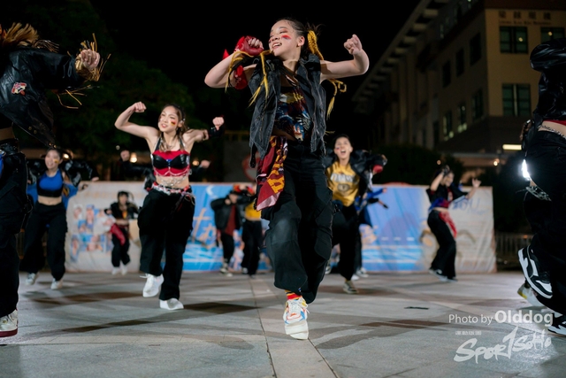 MassDance857