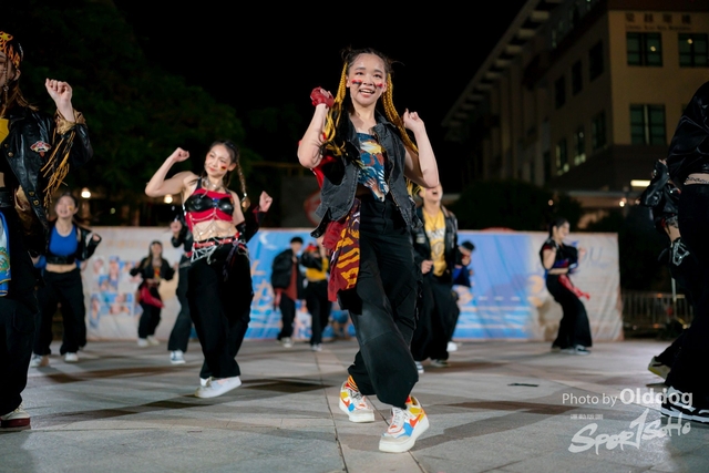 MassDance858