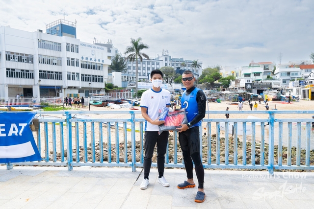 HLY_0937