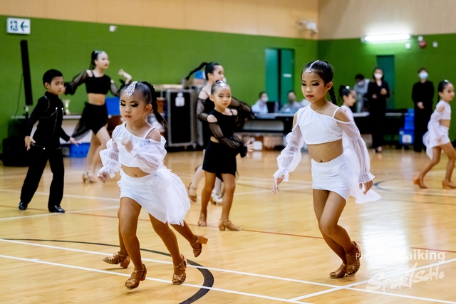 2022-12-11 Group Dance-0030