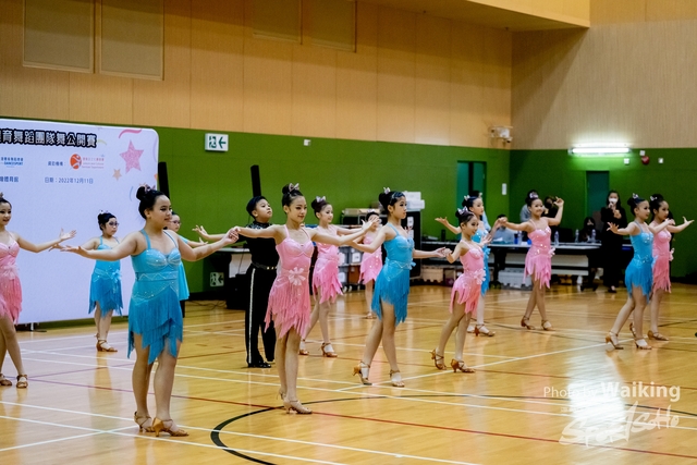 2022-12-11 Group Dance-0073