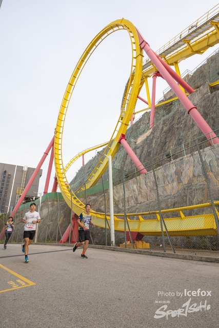 Lions_Run-141