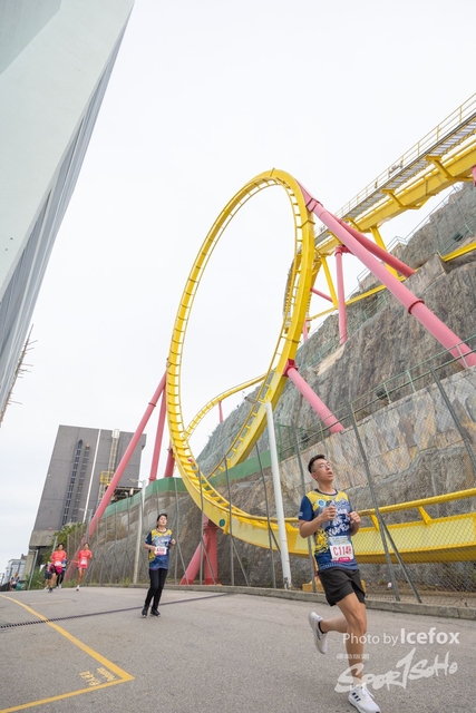 Lions_Run-234