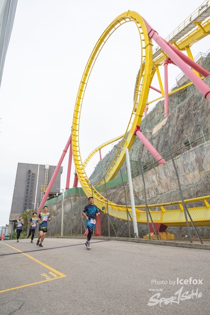 Lions_Run-258