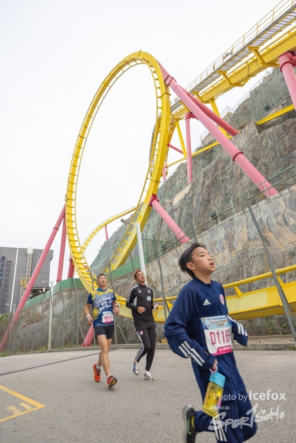 Lions_Run-294