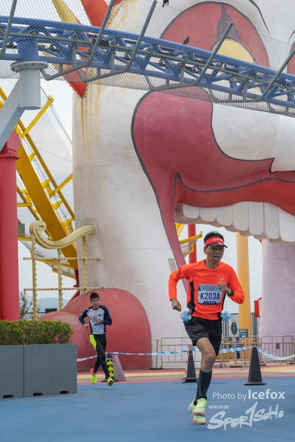 Lions_Run-450
