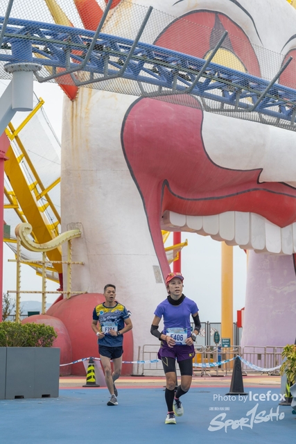 Lions_Run-464