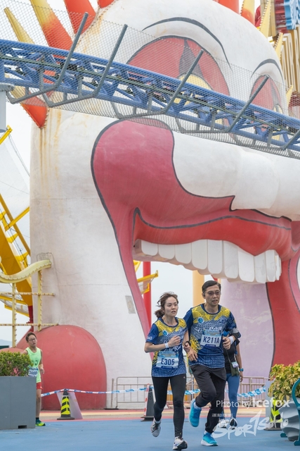 Lions_Run-468