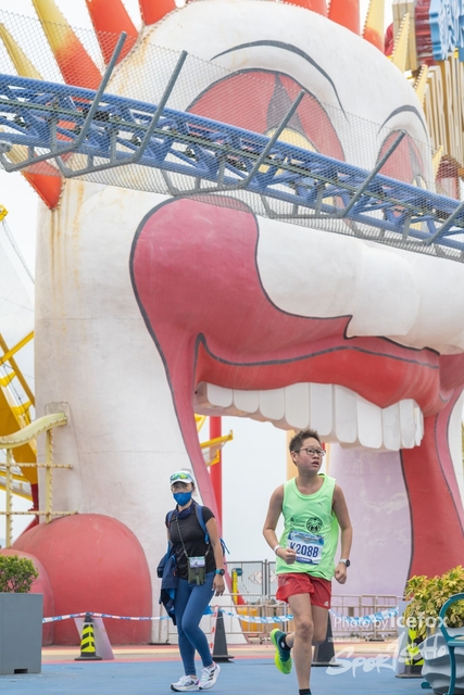 Lions_Run-470