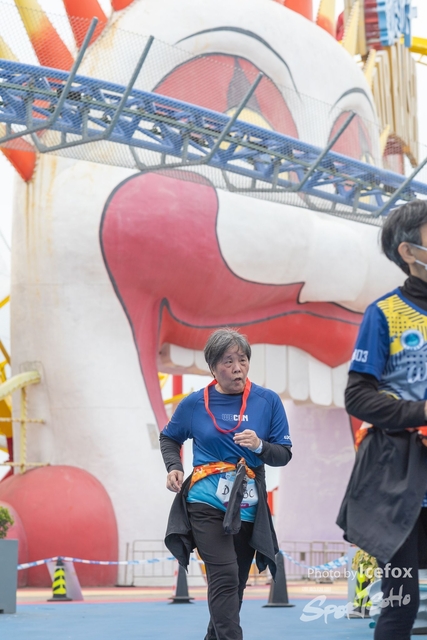 Lions_Run-472