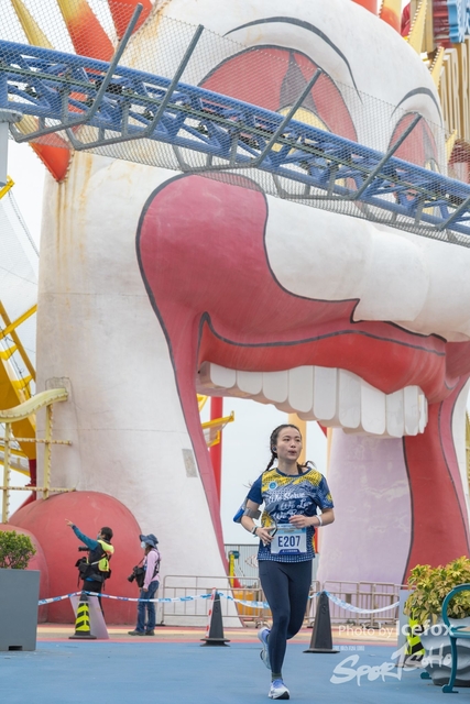 Lions_Run-478
