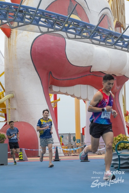 Lions_Run-508