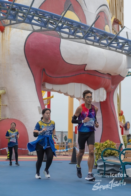 Lions_Run-538