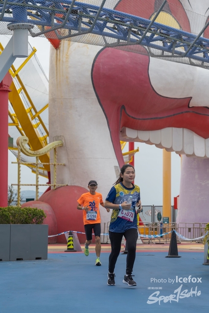 Lions_Run-540