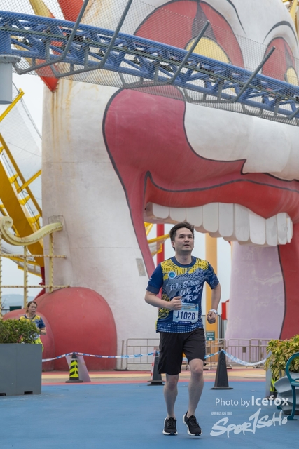 Lions_Run-552