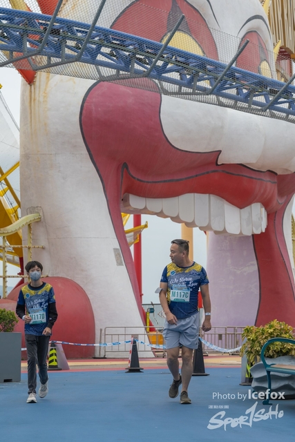 Lions_Run-556