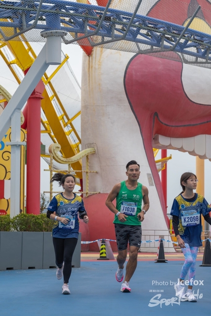 Lions_Run-563