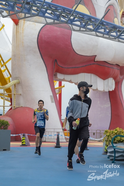 Lions_Run-578