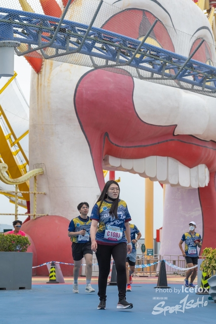 Lions_Run-589