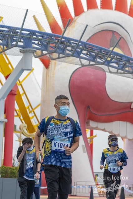 Lions_Run-600