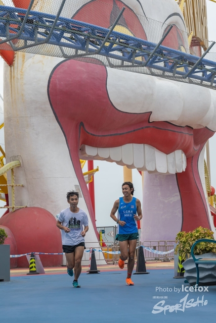 Lions_Run-640