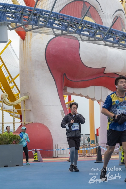 Lions_Run-644