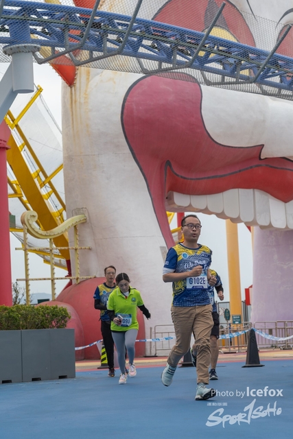 Lions_Run-658
