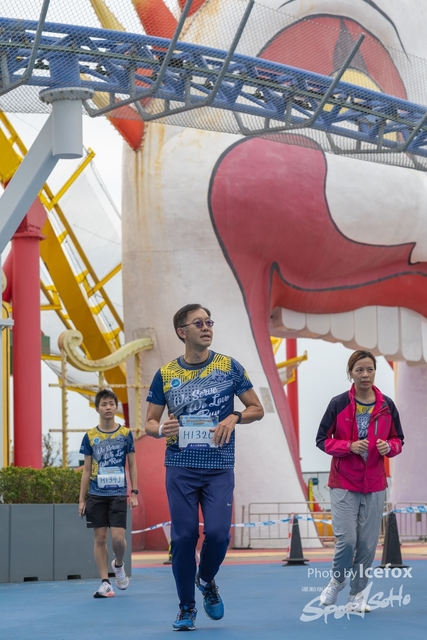 Lions_Run-664