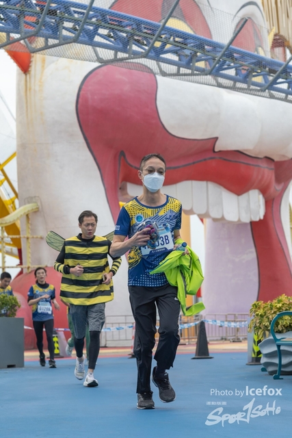 Lions_Run-674