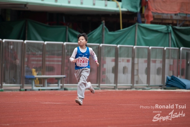 85R_0876