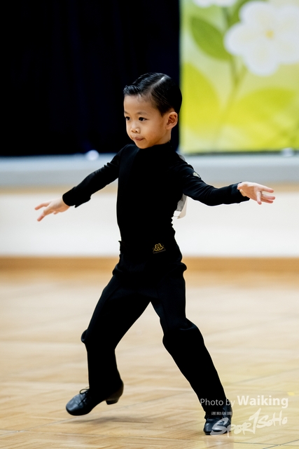 2023-02-05 Solo Dance-0805