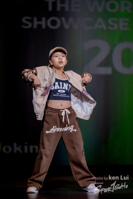 20230423 TWDC-1074
