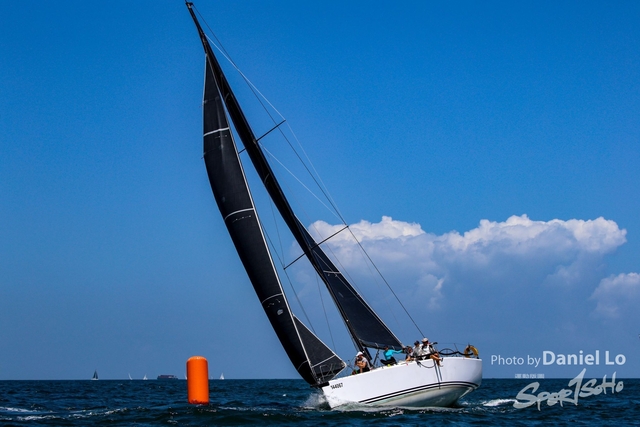 R62_6285