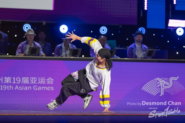 Desmond Chan 20231006 Breaking A1_DAC0037