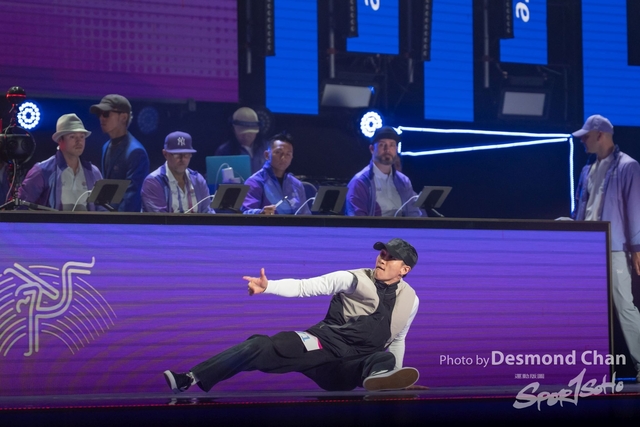 Desmond Chan 20231006 Breaking A1_DAC9608