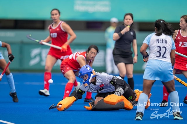 Desmond Chan 20231003 Hockey A1_DAC9116