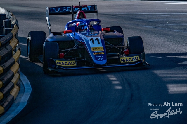 Z8A_5298