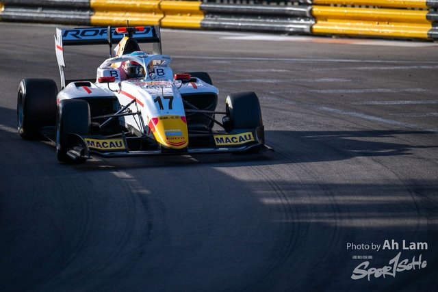 Z8A_5414