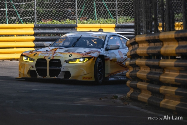 Z8B_0106
