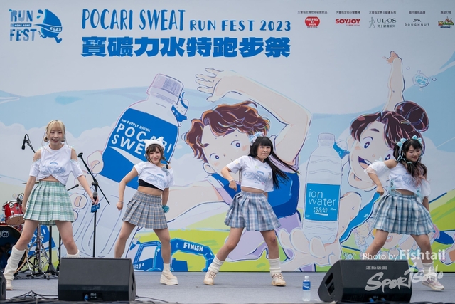 20231203-8CY01001
