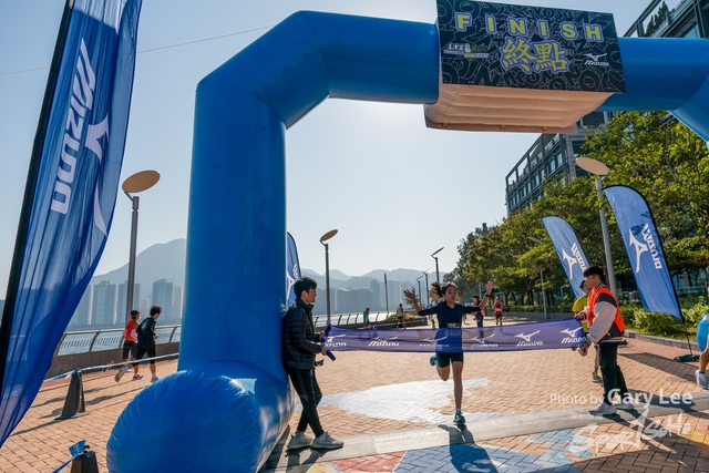 Mizuno Guy Run 0533