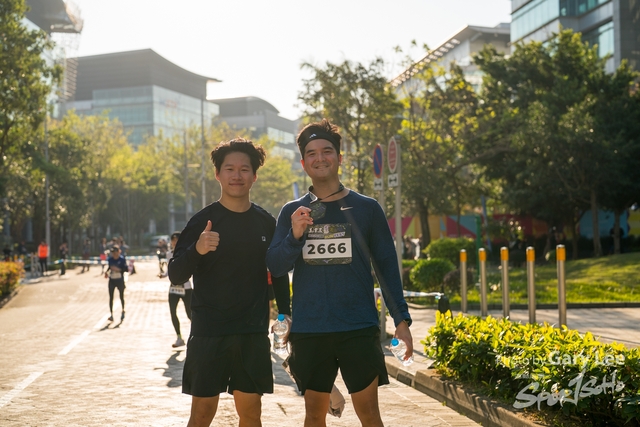 Mizuno Guy Run 0352
