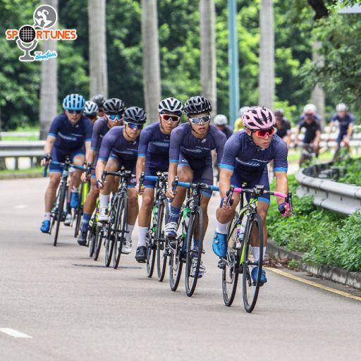 Champion System單車隊領隊及教練歐陽楚榮、隊長宋晉軒